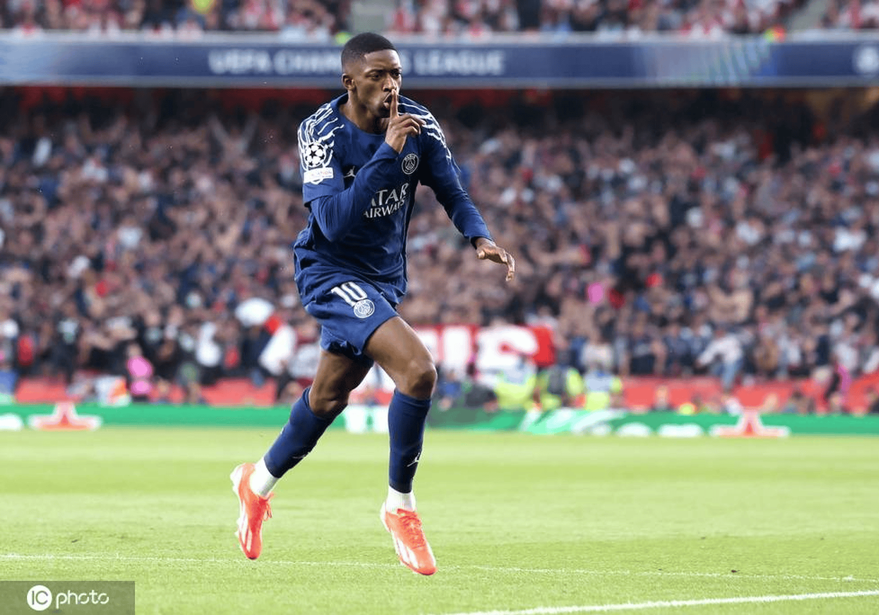 包含巴黎圣日耳曼客场取胜,牢牢守住领跑位置的词条 包含巴黎圣日耳曼客场取胜,牢牢守住领跑位置的词条