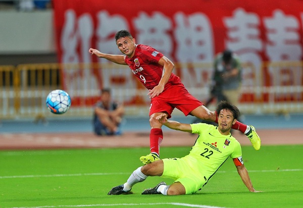 东亚传统劲旅在国际赛场上相遇 东亚传统劲旅在国际赛场上相遇