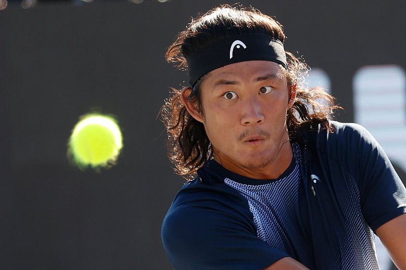 包含那不勒斯签下阿根廷新秀，引起球迷期待的词条