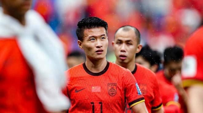 黑白直播免费体育直播-国家队展现顽强意志，战胜全场比赛