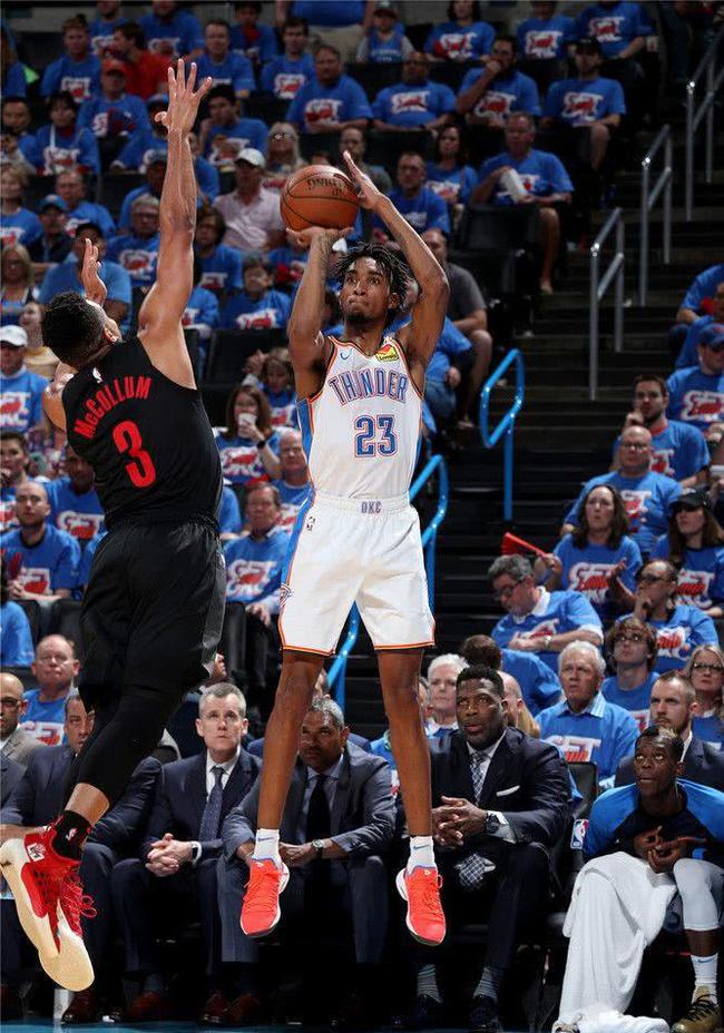 赢球之道:战术精准备战着重的简单介绍 赢球之道:战术精准备战着重的简单介绍