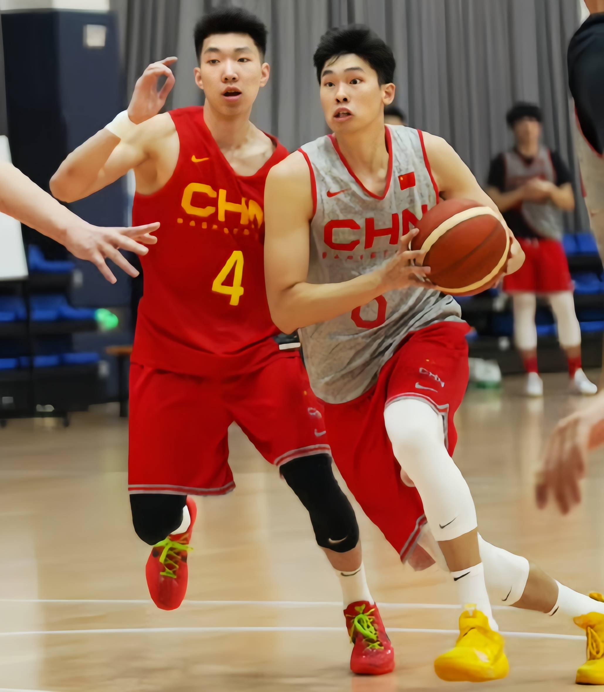 中国篮球联赛再掀热潮，球迷热情高涨的简单介绍