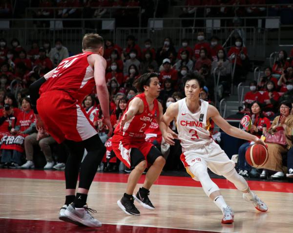 黑白直播免费体育直播-日本篮球联赛决赛现场一片火爆