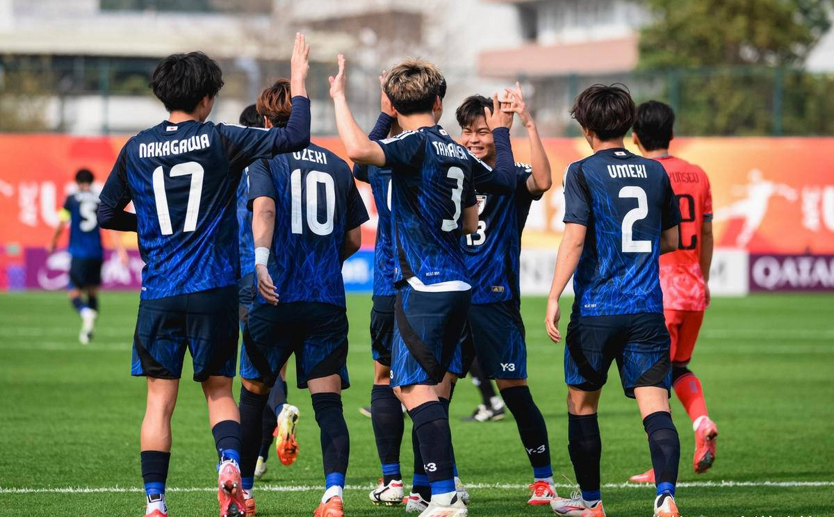 黑白直播在线观看nba-日本联赛球队进军淘汰赛，期待冠军之路的简单介绍