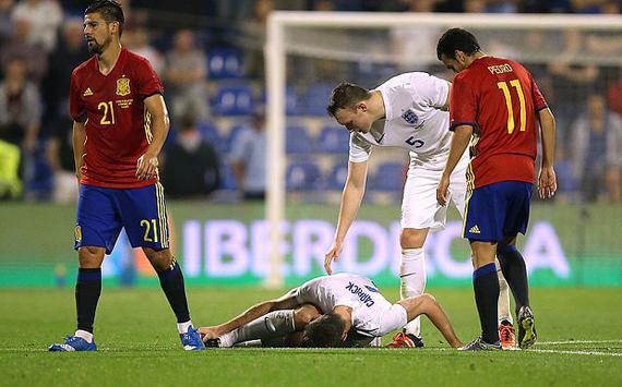 关于尼斯中场受伤，换人调整效果明显可观的信息