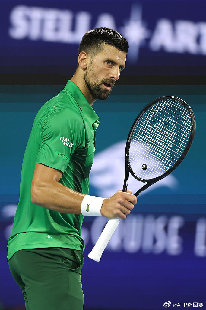 包含捷克运动员个个擅长，成绩斐然的词条