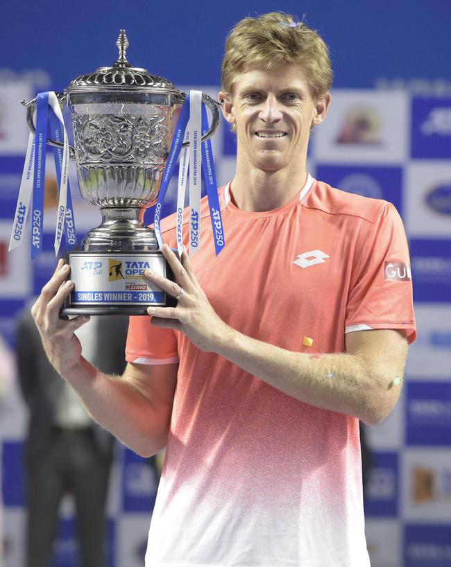 黑白直播-克罗地亚选手斩获银牌，展现实力