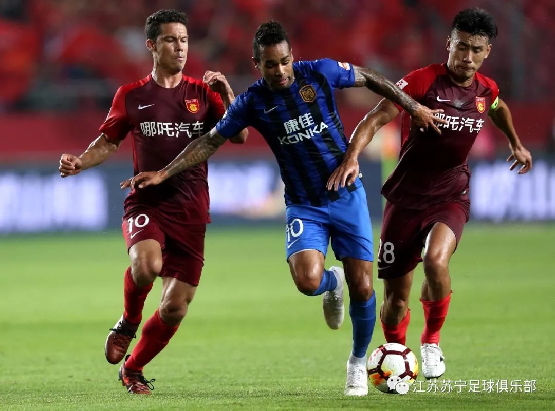 苏宁主场大胜,华夏幸福客场失利 苏宁主场大胜,华夏幸福客场失利