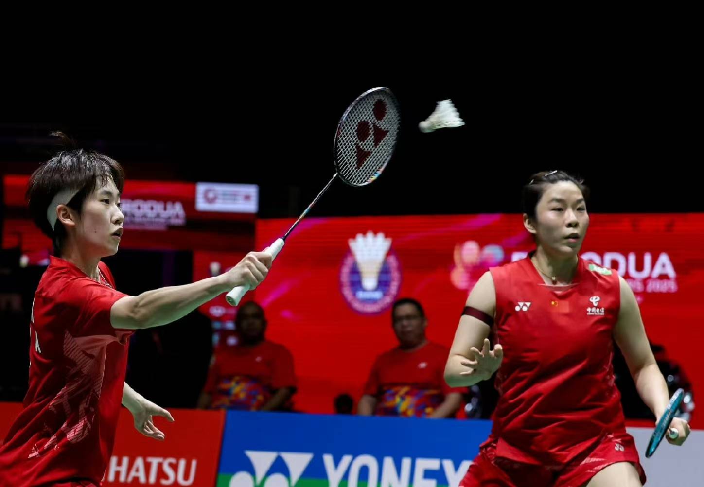 黑白直播nba-马来西亚羽毛球队轻取韩国羽毛球队，辛杜惊艳世界的简单介绍