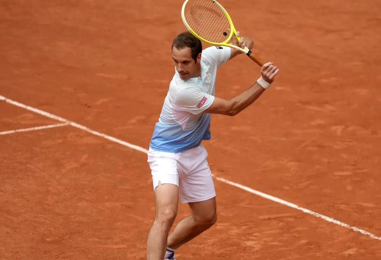 黑白直播在线观看nba-关于美国网球队爆冷世界网球队，德约科维奇绝境逆转的信息