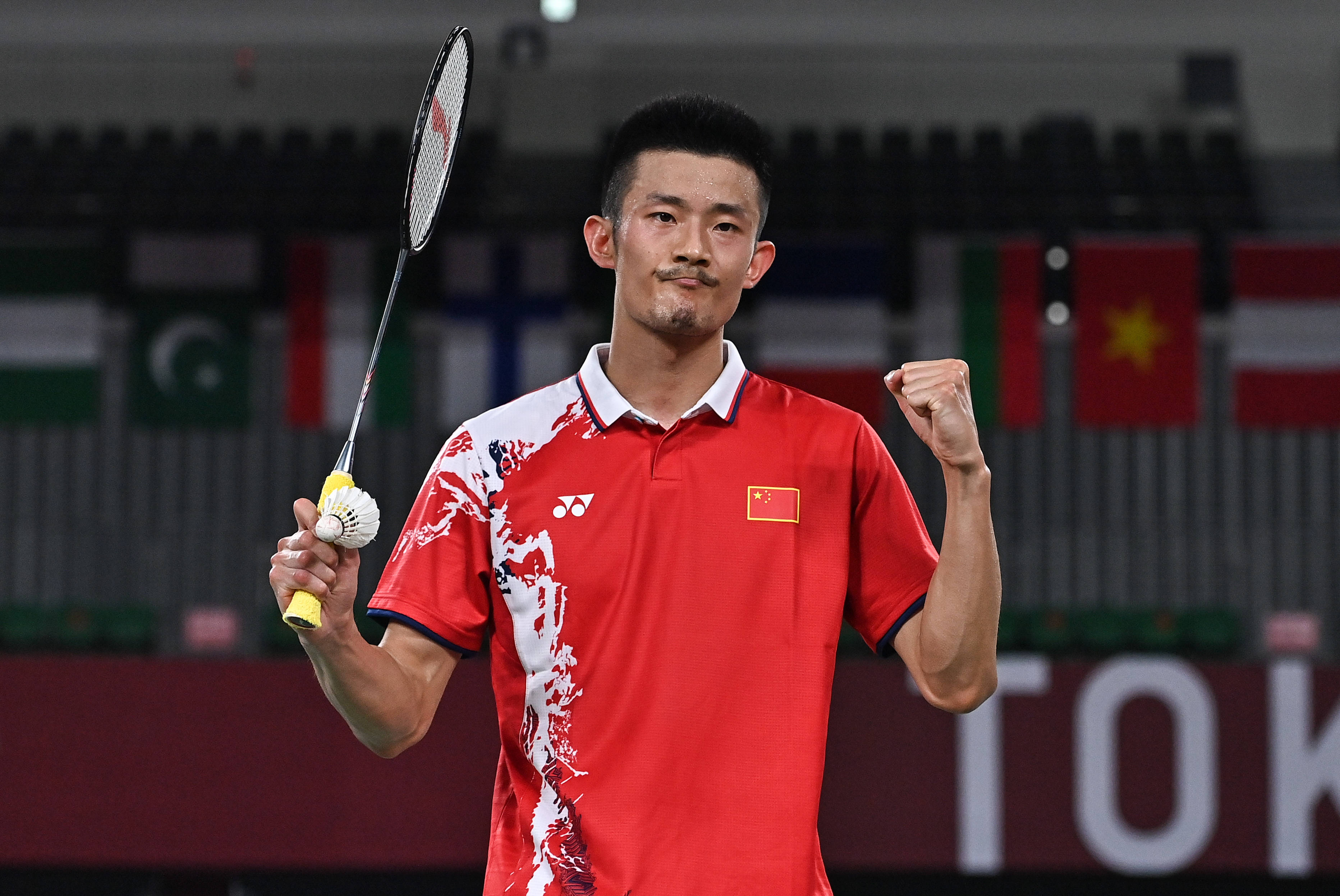 英格兰羽毛球队血洗印度羽毛球队，谌龙爆发神勇的简单介绍