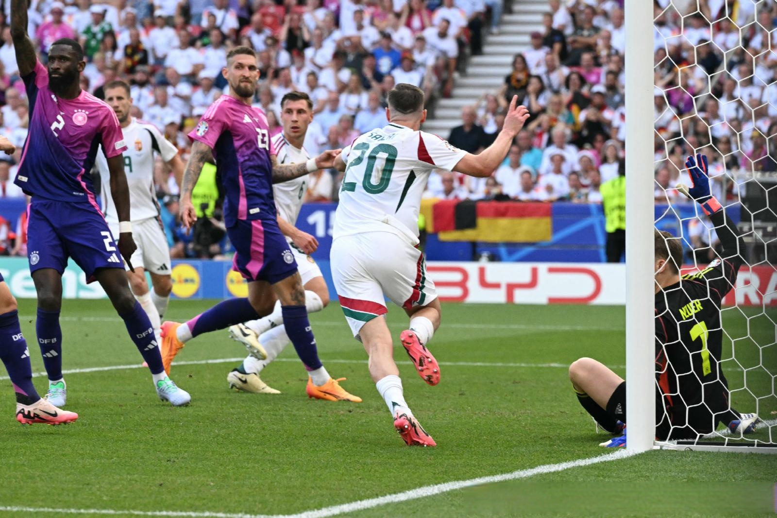 黑白直播免费体育直播-德国队翻盘波兰队,梁靖崑点燃赛场