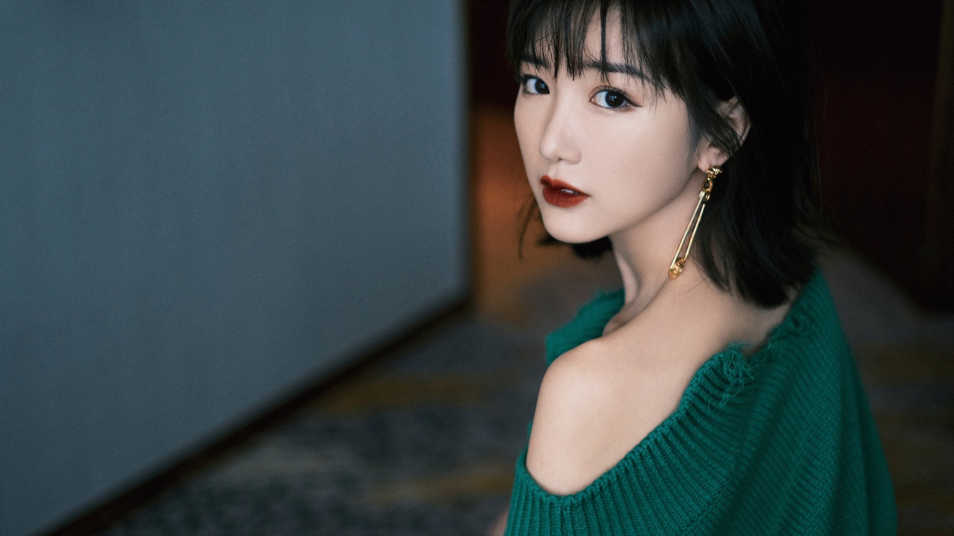 黑白直播体育-太阳强行终结开拓者，戈贝尔关键先生定乾坤