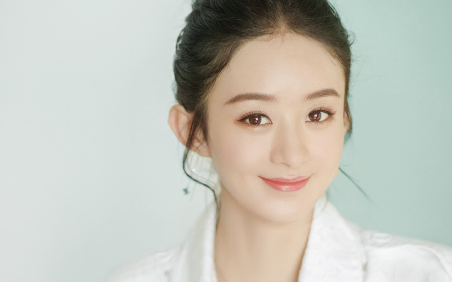 撕裂鹈鹕防线的天空之鹰,詹姆斯如何用一记记重拳成为定海神针