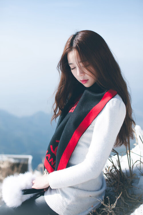 黑白直播在线观看-马丁内利彻底打爆防线，一场来自毕尔巴鄂的艺术逆转，如何重绘了荷兰足球的版图？