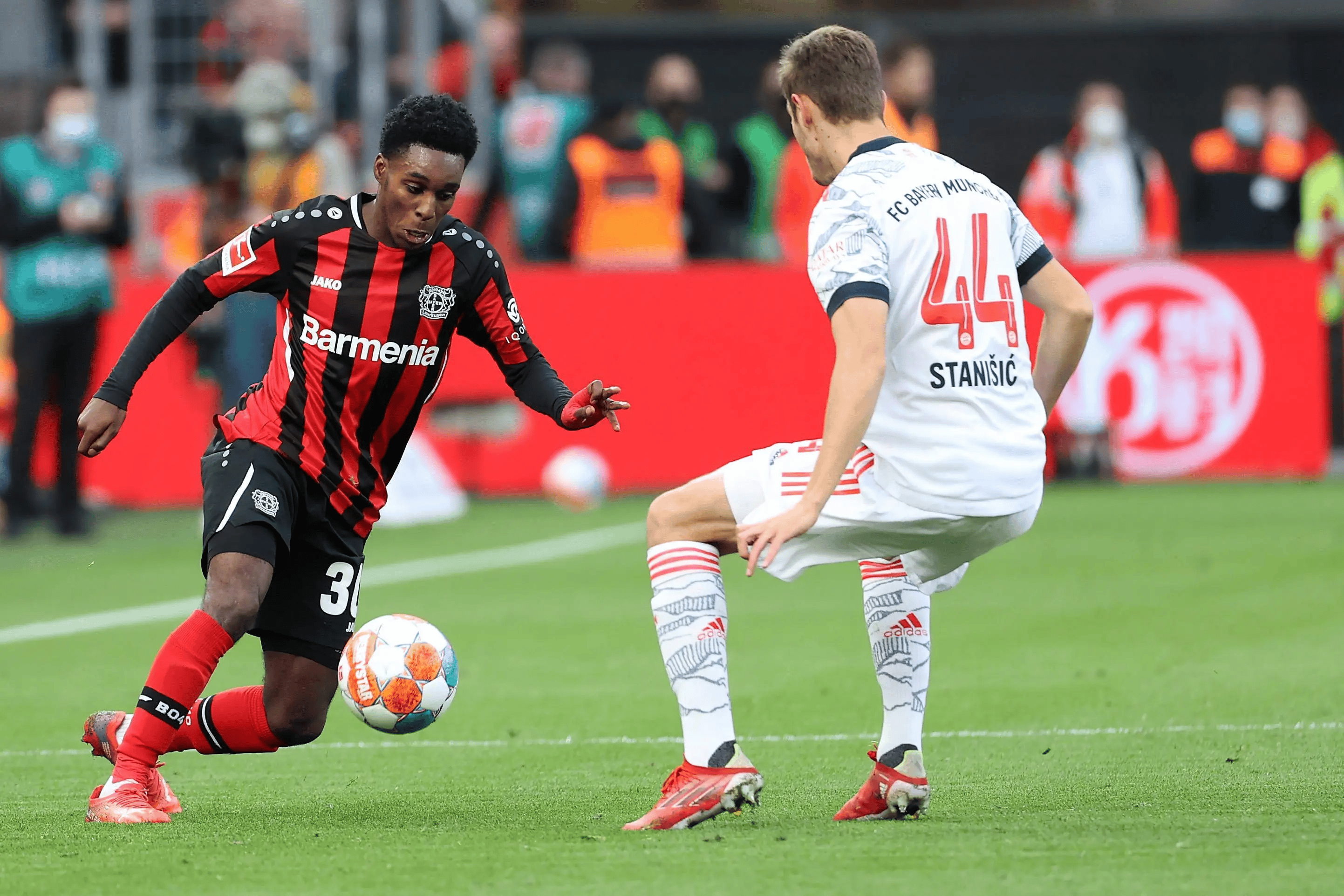 多特蒙德对阵皇家社会,弗拉霍维奇带队取胜 多特蒙德对阵皇家社会,弗拉霍维奇带队取胜