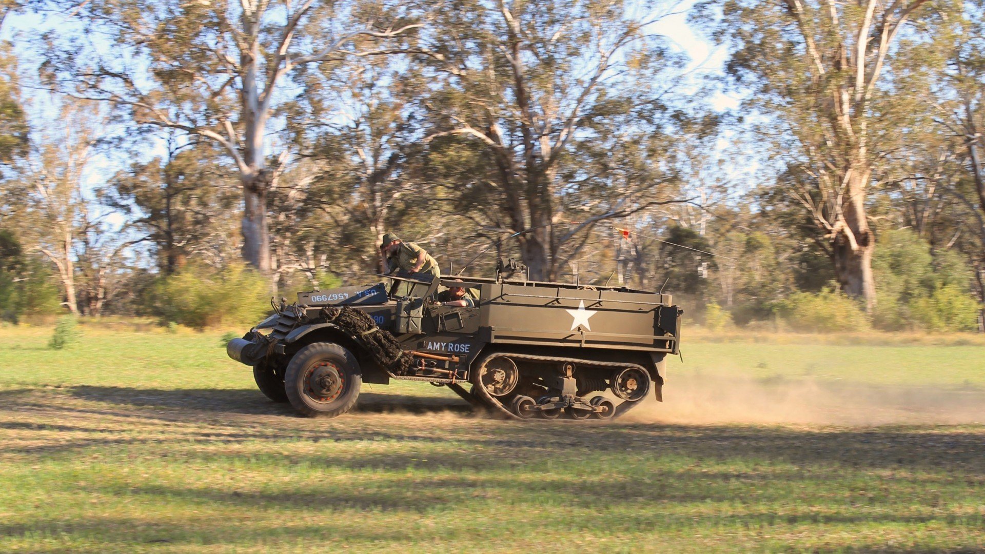 格纳布里导演攻防转换，摩纳哥掀翻荷兰